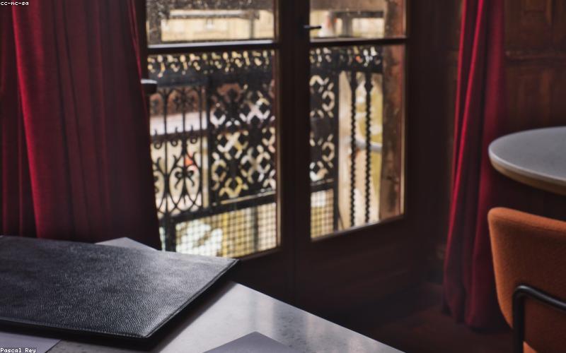 Avión en el aeropuerto de Lyon